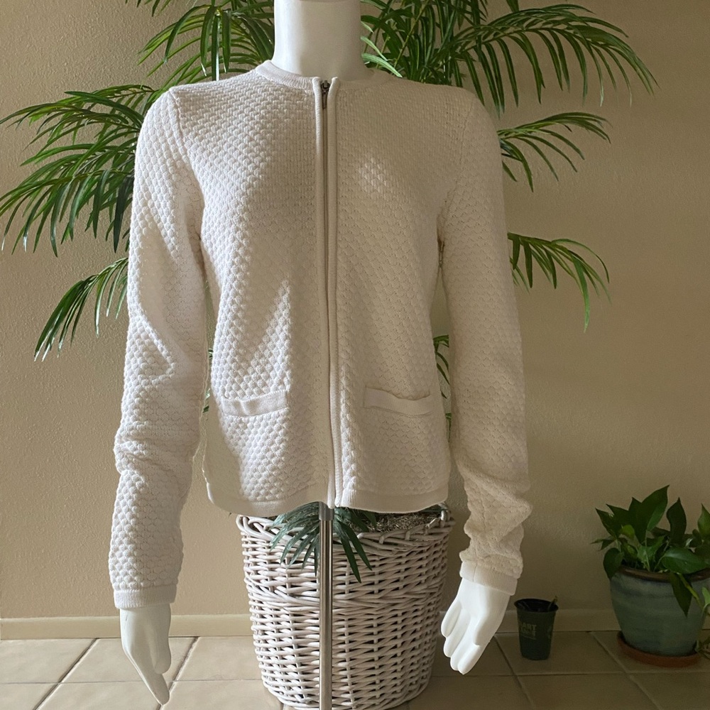Charter club white zip up with pockets Waist 47cm